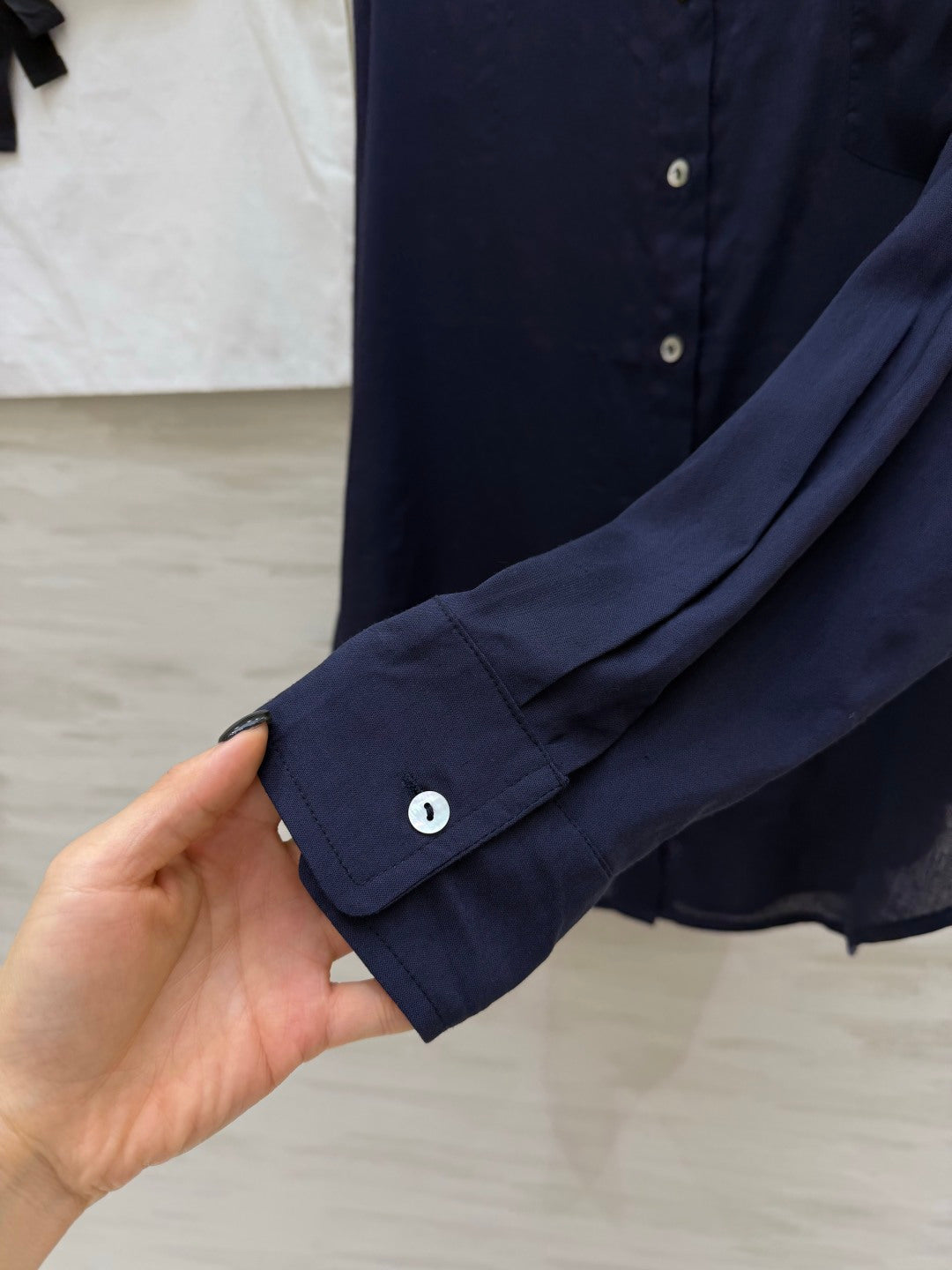 CC 26 Breeze Shirt Navy Blue in Cotton-linen Fabric 388728