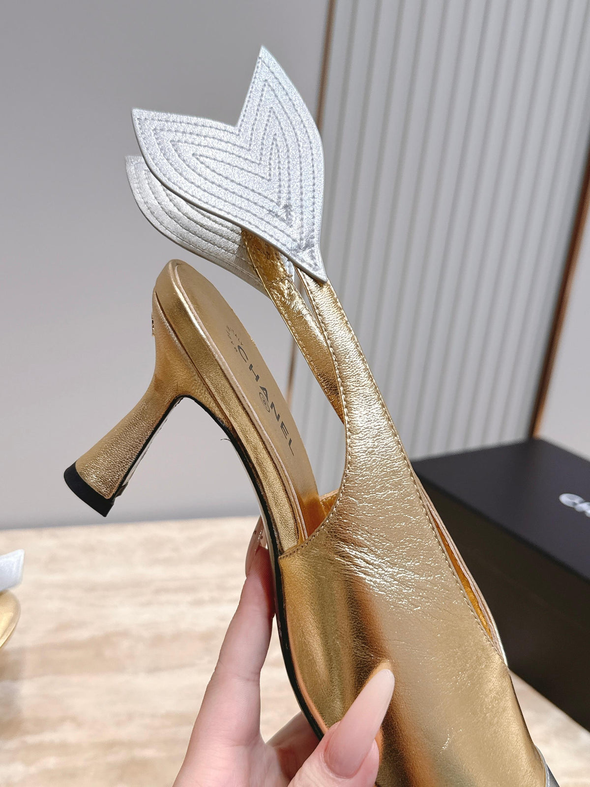 CC Métiers d’art 2026 Slingbacks 9.5cm Gold Metallic Lambskin 898983