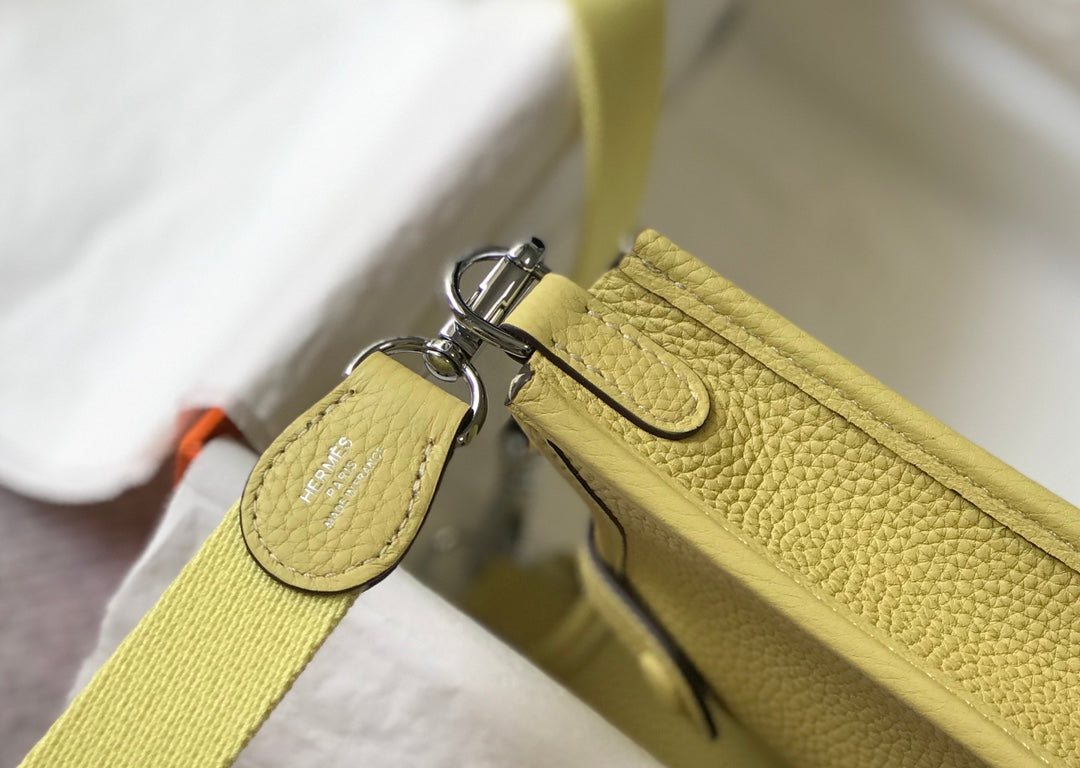 Mini Evelyne 18cm Yellow Togo Shw