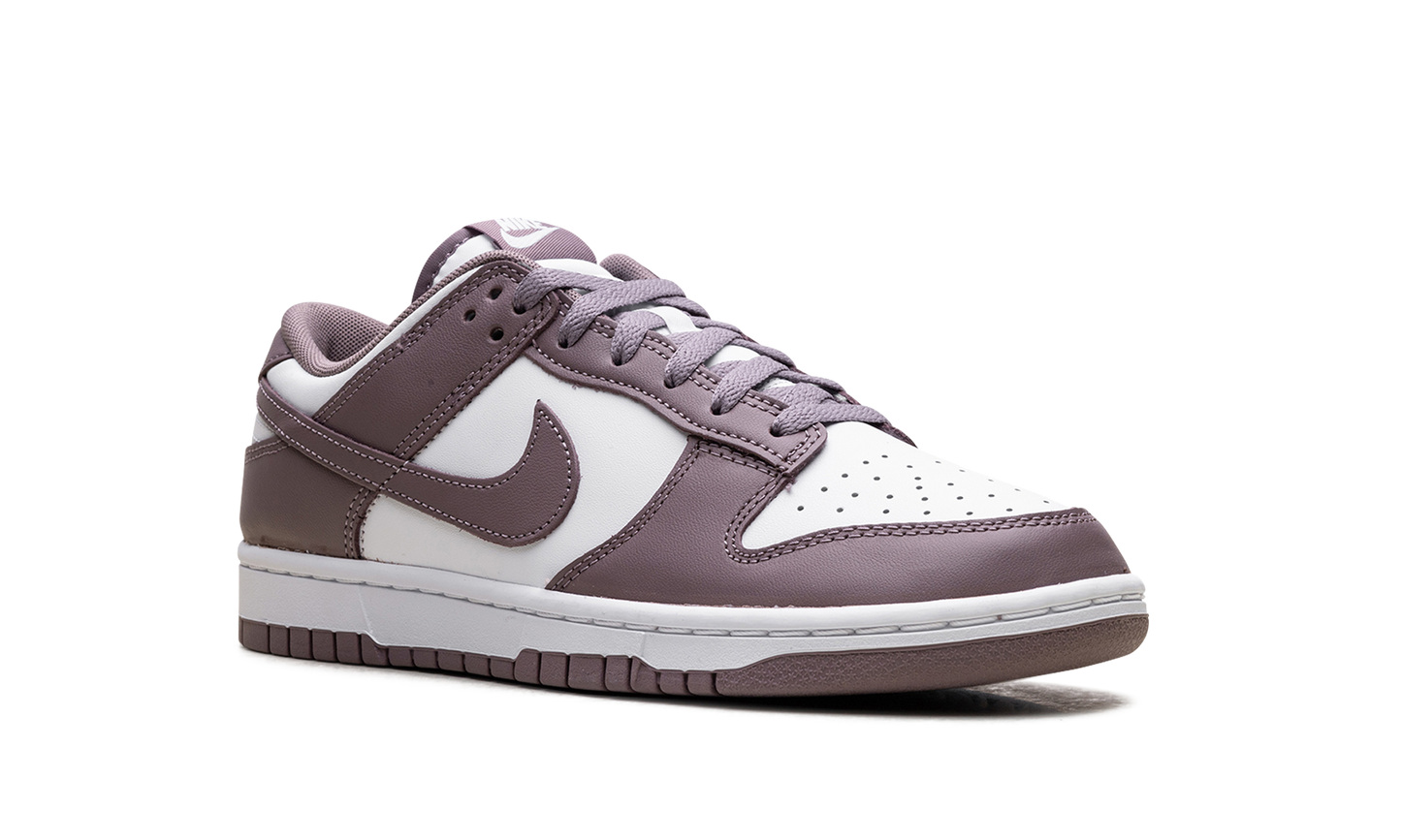 Dunk Low "Violet Ore" DV0833 112