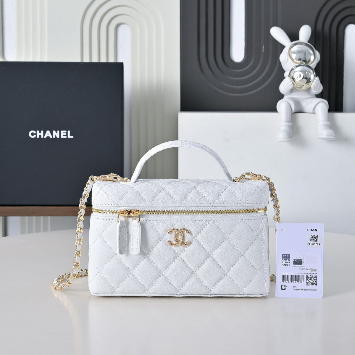 CC 26C Vanity Top Handle 17cm Caviar GHW