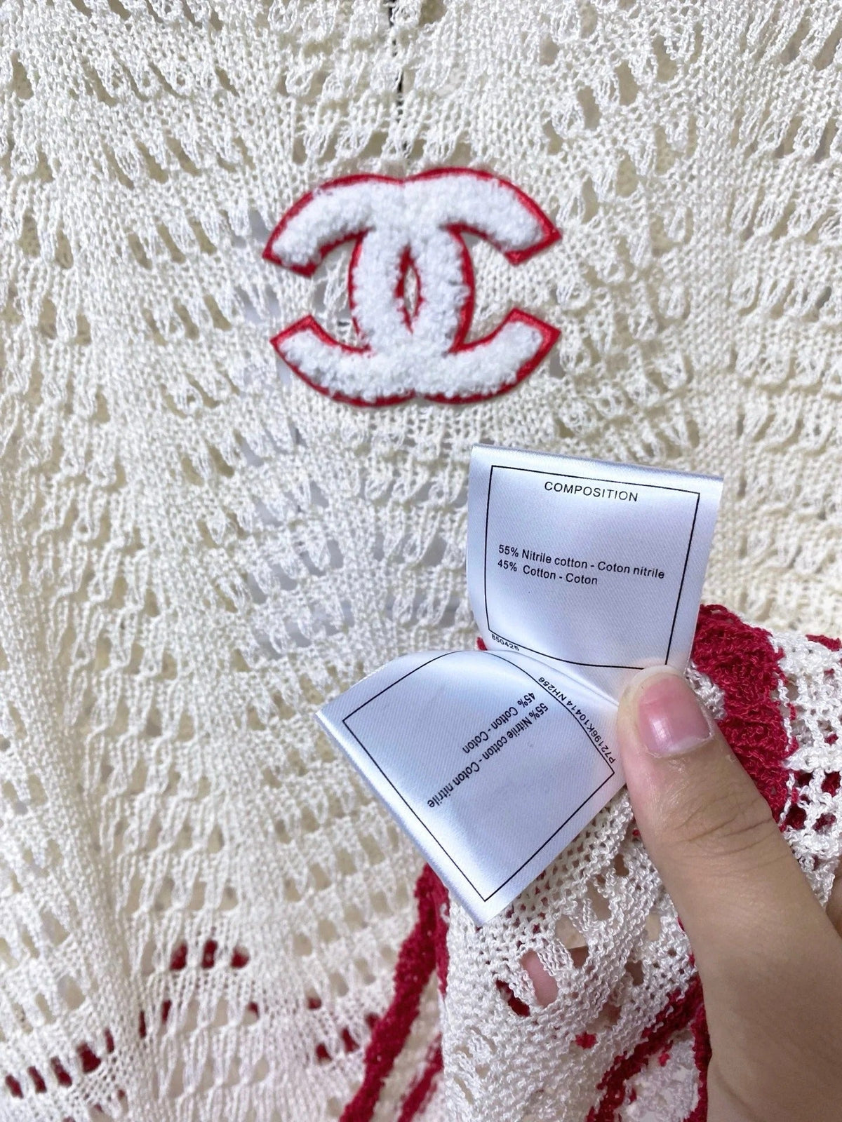 Chanel Vest Beige Red in Nitrile Cotton 278196
