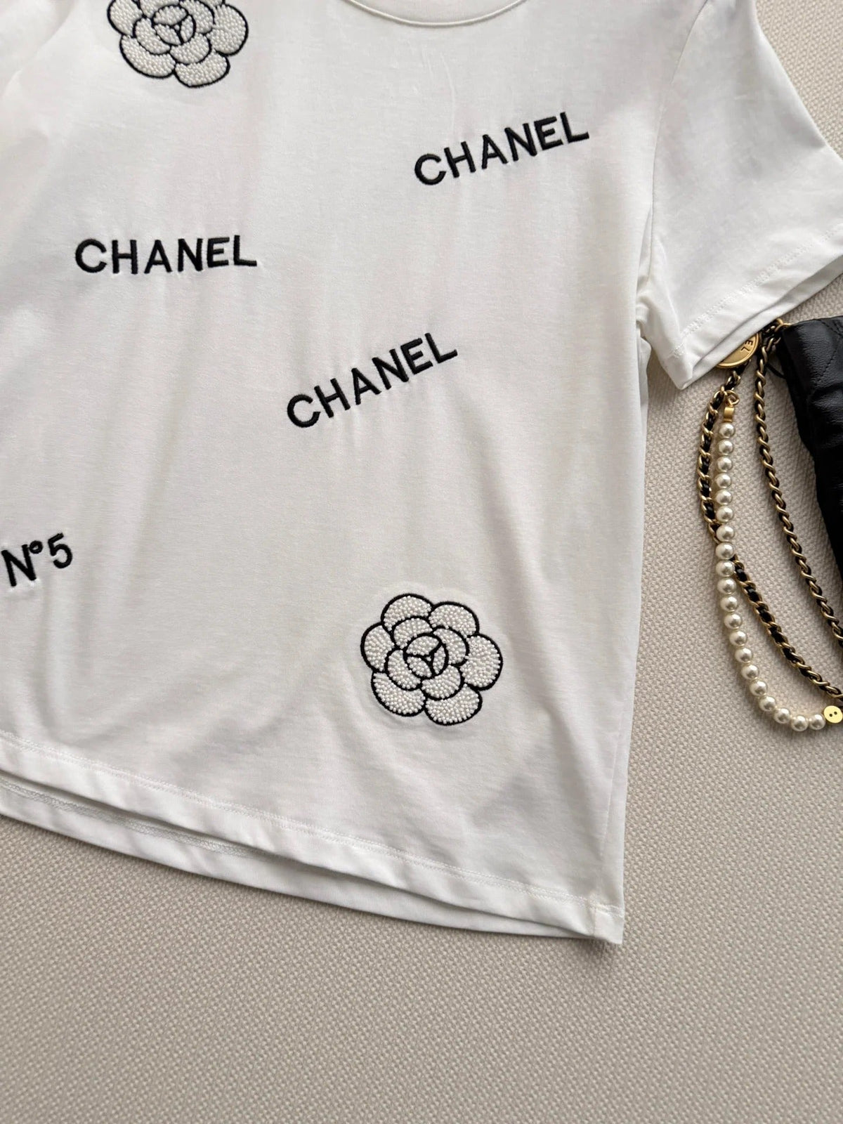 Chanel T-shirt White in Cotton 306183