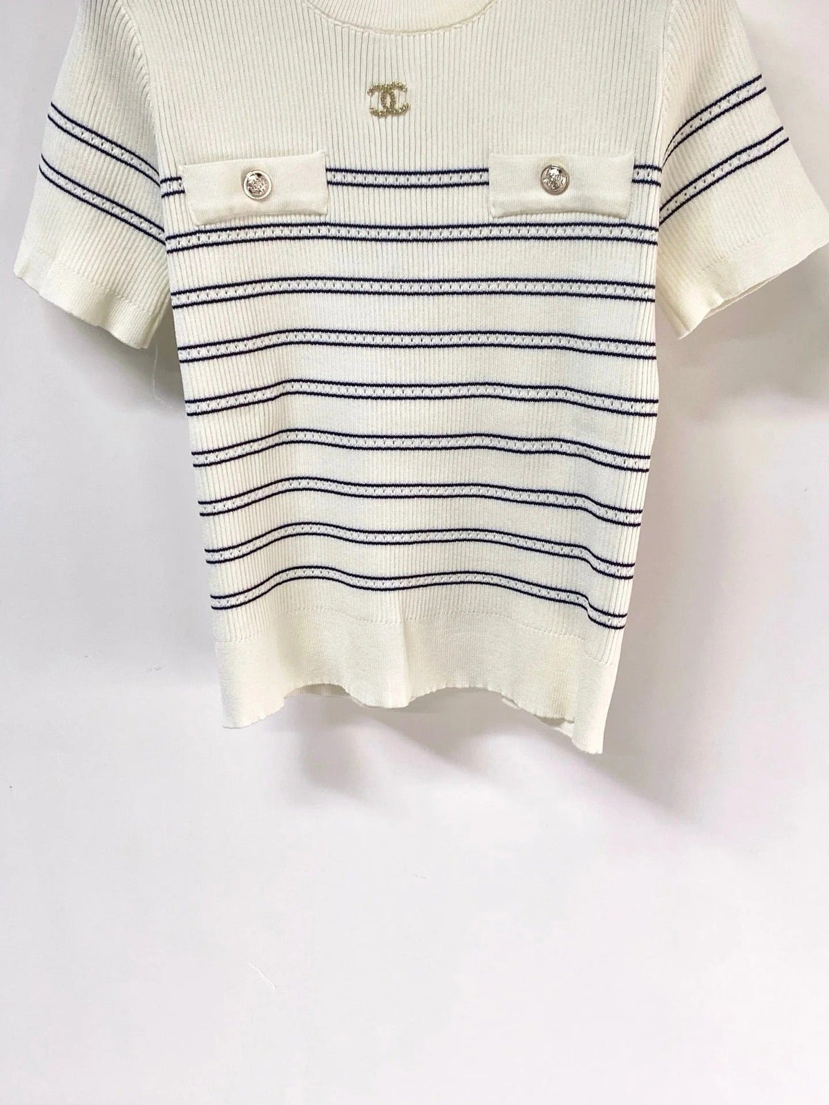 Chanel Short-Sleeve T-Shirt White in Wool 287135