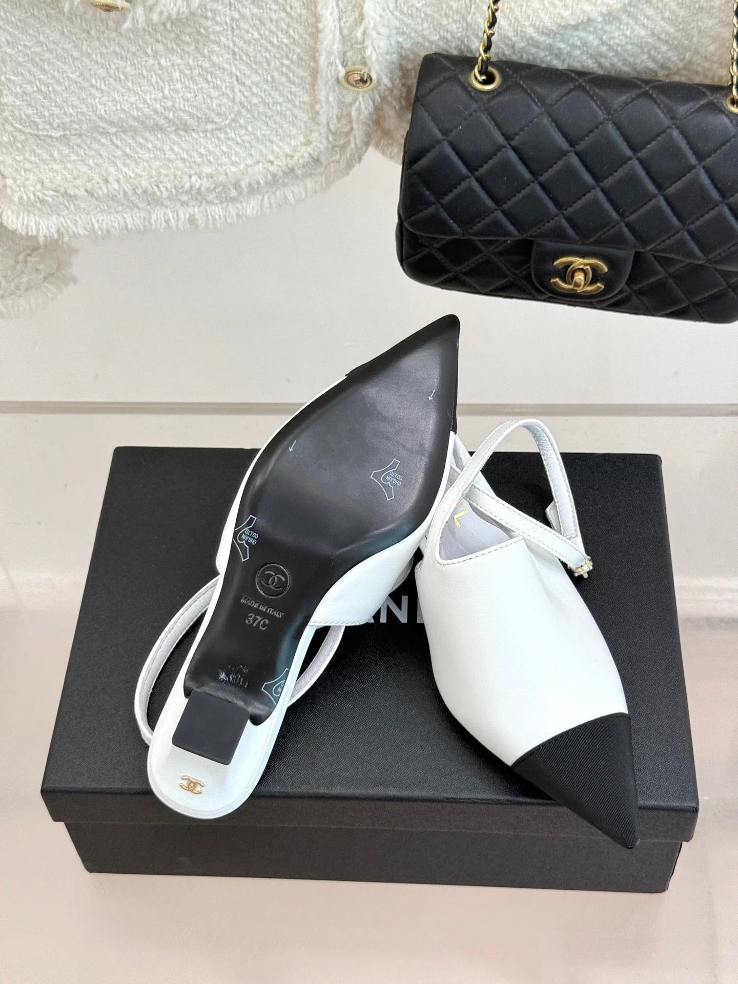 CC Pointed Toe Kitten Heel 30 Open Back Sandals White in Cowhide 706381