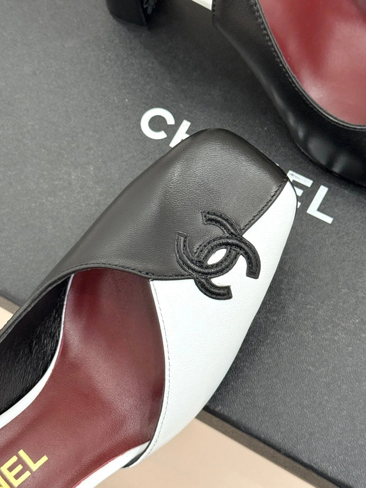 Chanel 26S Slingback 85mm Black White in Cowhide 706356