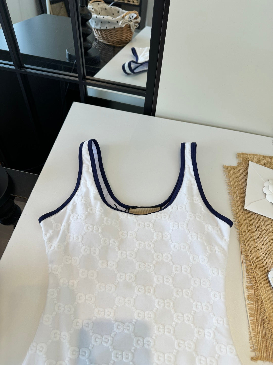 Gucci 26s One-Piece White Cotton 184234