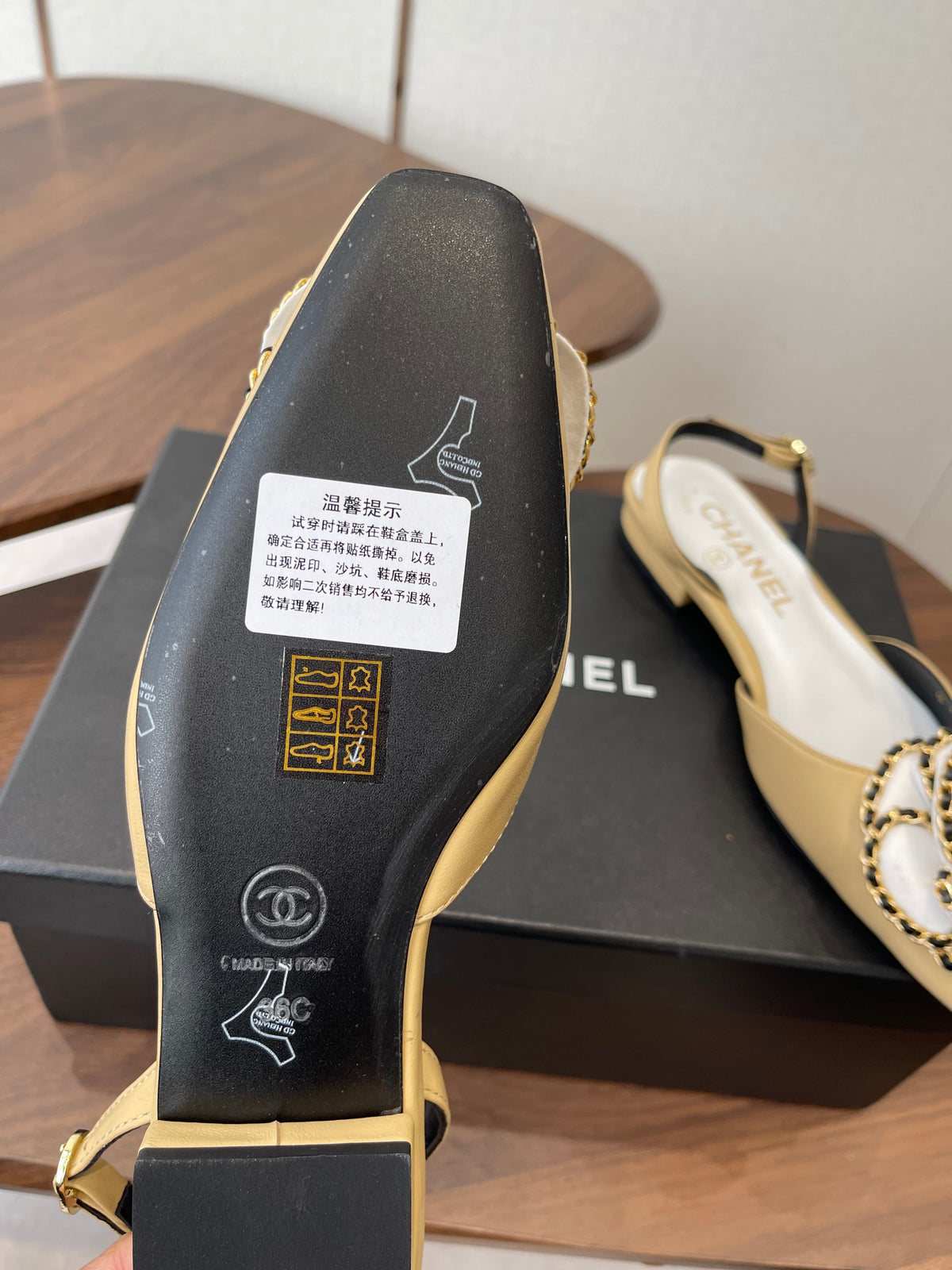CC Classic Camellia Flat Slingback Beige White Leather 624231