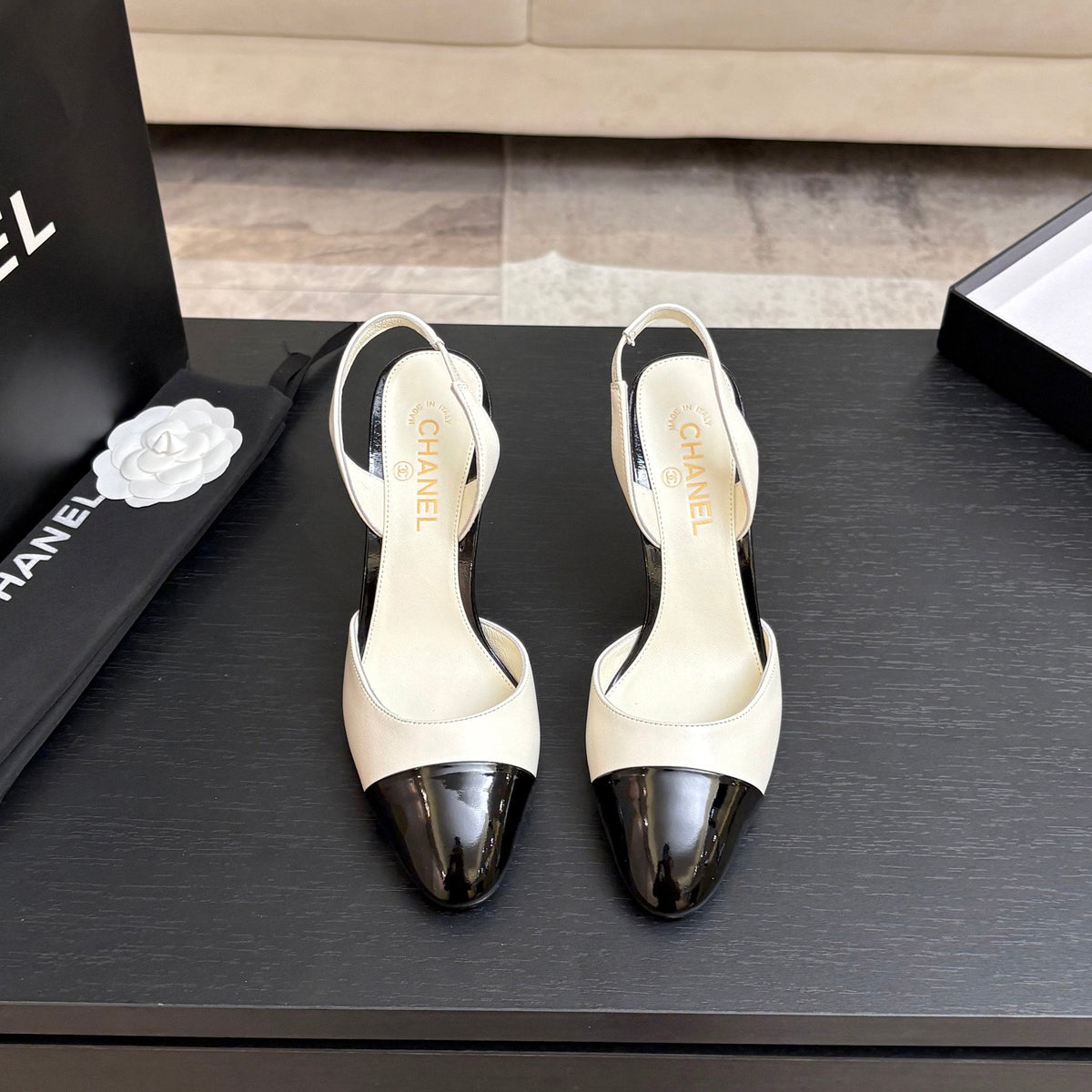 CC Métiers d’art 2026 Slingbacks 8.5cm White Leather 847280