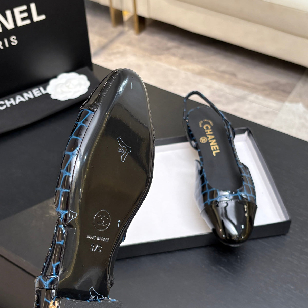 CC 26s Classic Slingback Flat Black Blue Crocodile Embossed Patent Leather 907633