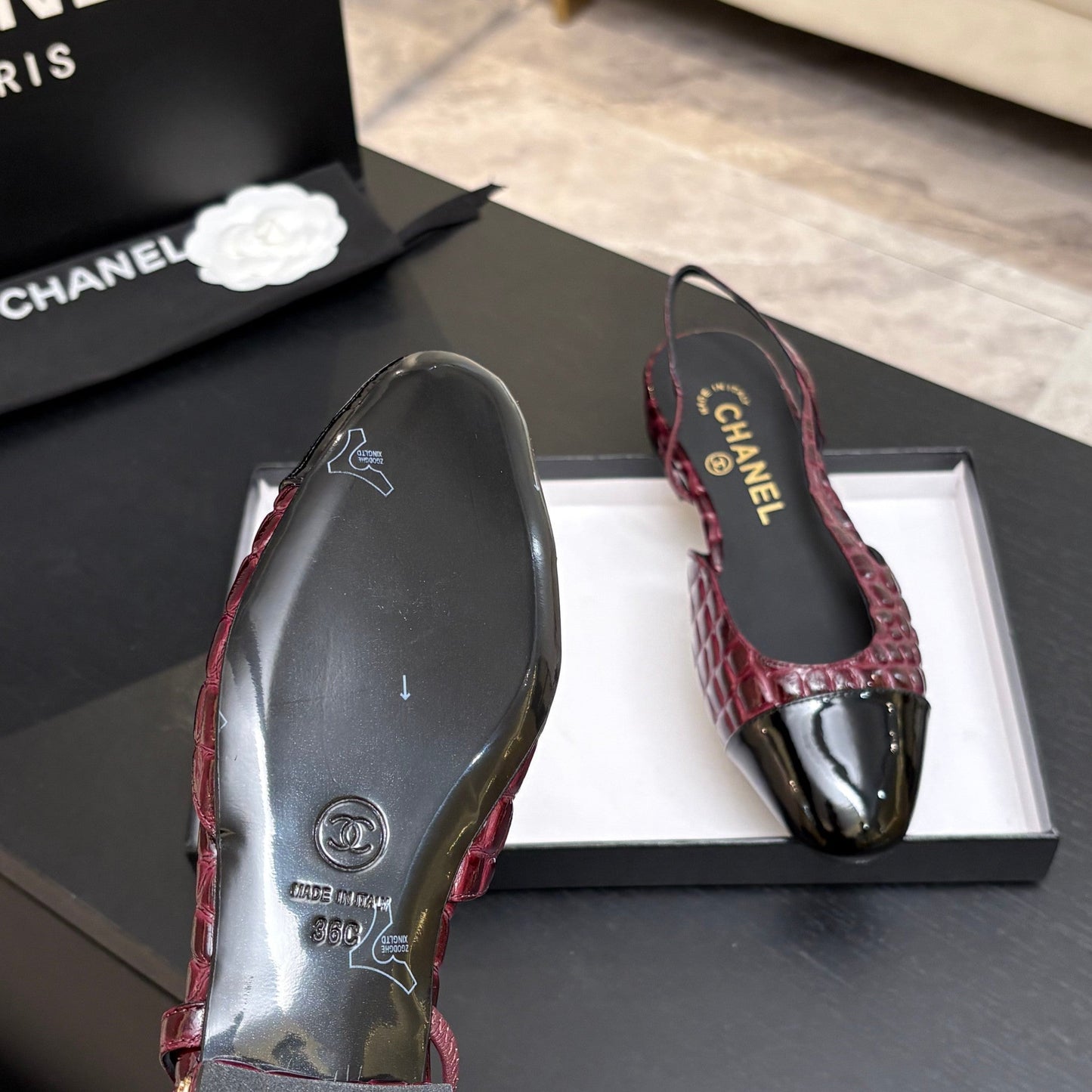 CC 26s Classic Slingback Flat Black Red Crocodile Embossed Patent Leather 907635