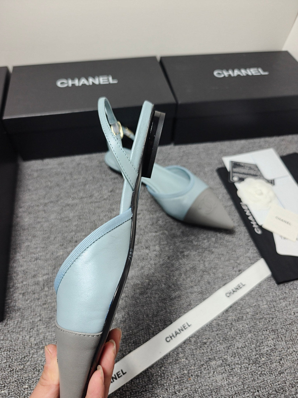 CC 26s Slingback Pointed Grey Blue Leather 681974