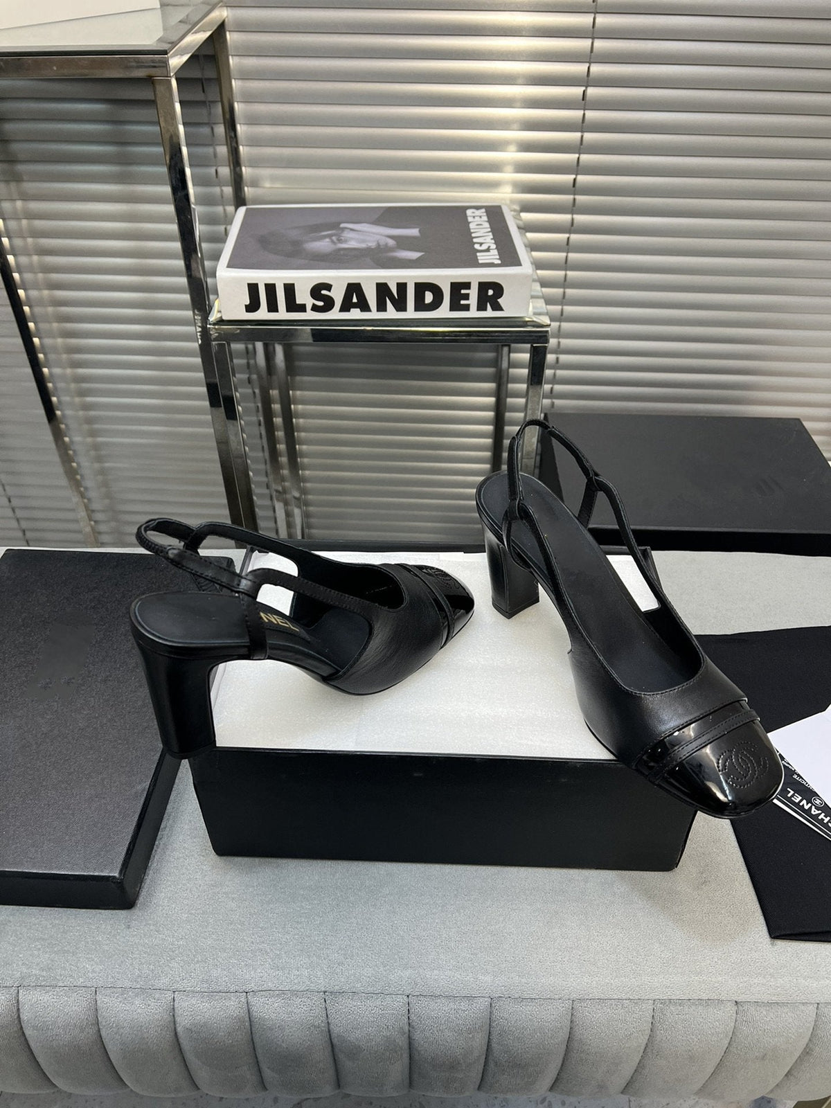 slingback beige black lambskin square toe 9.5