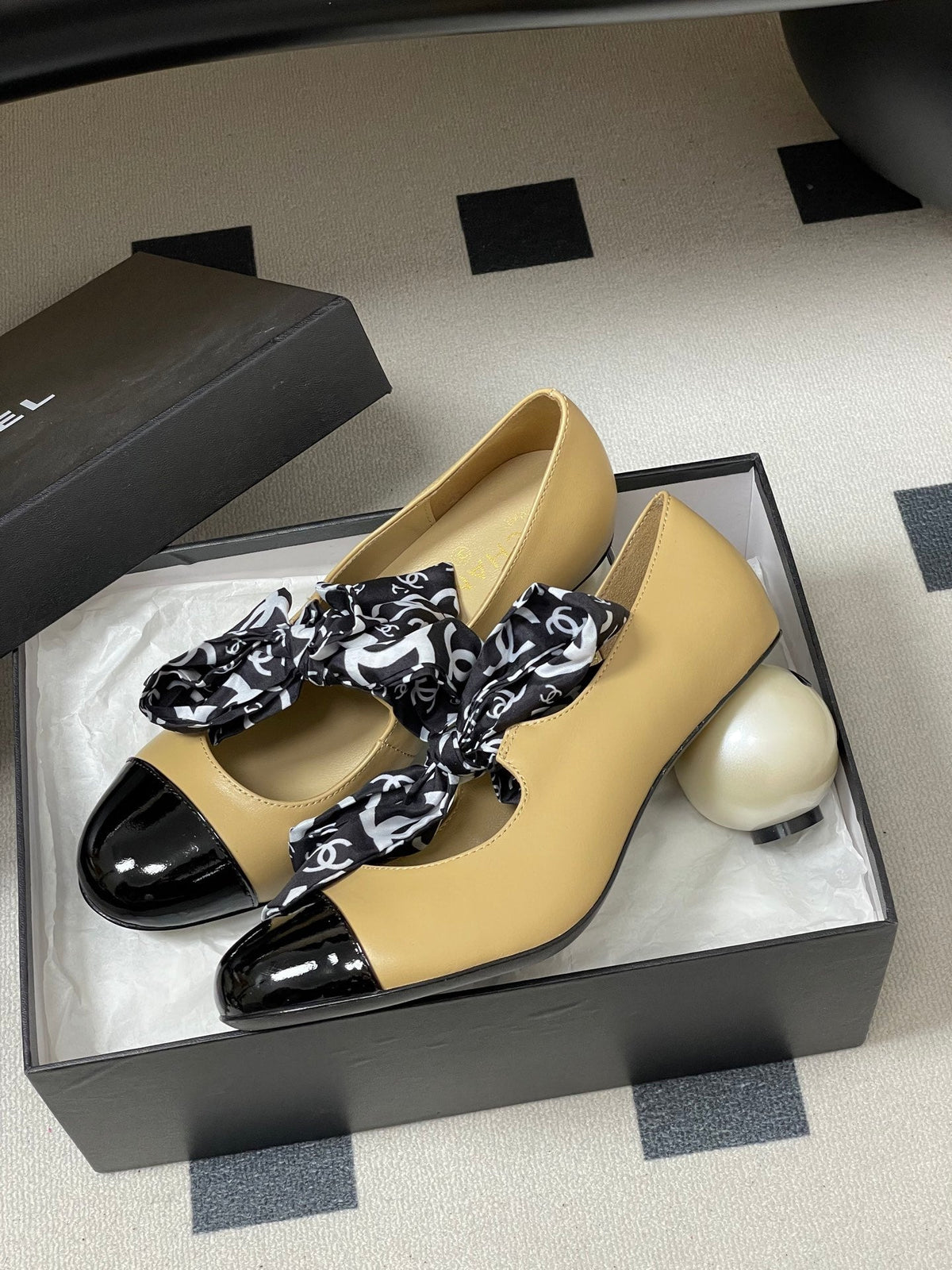 CC 26 Double C Pearl Heel Pump With Silk Ribbon Beige Sheepskin 593156