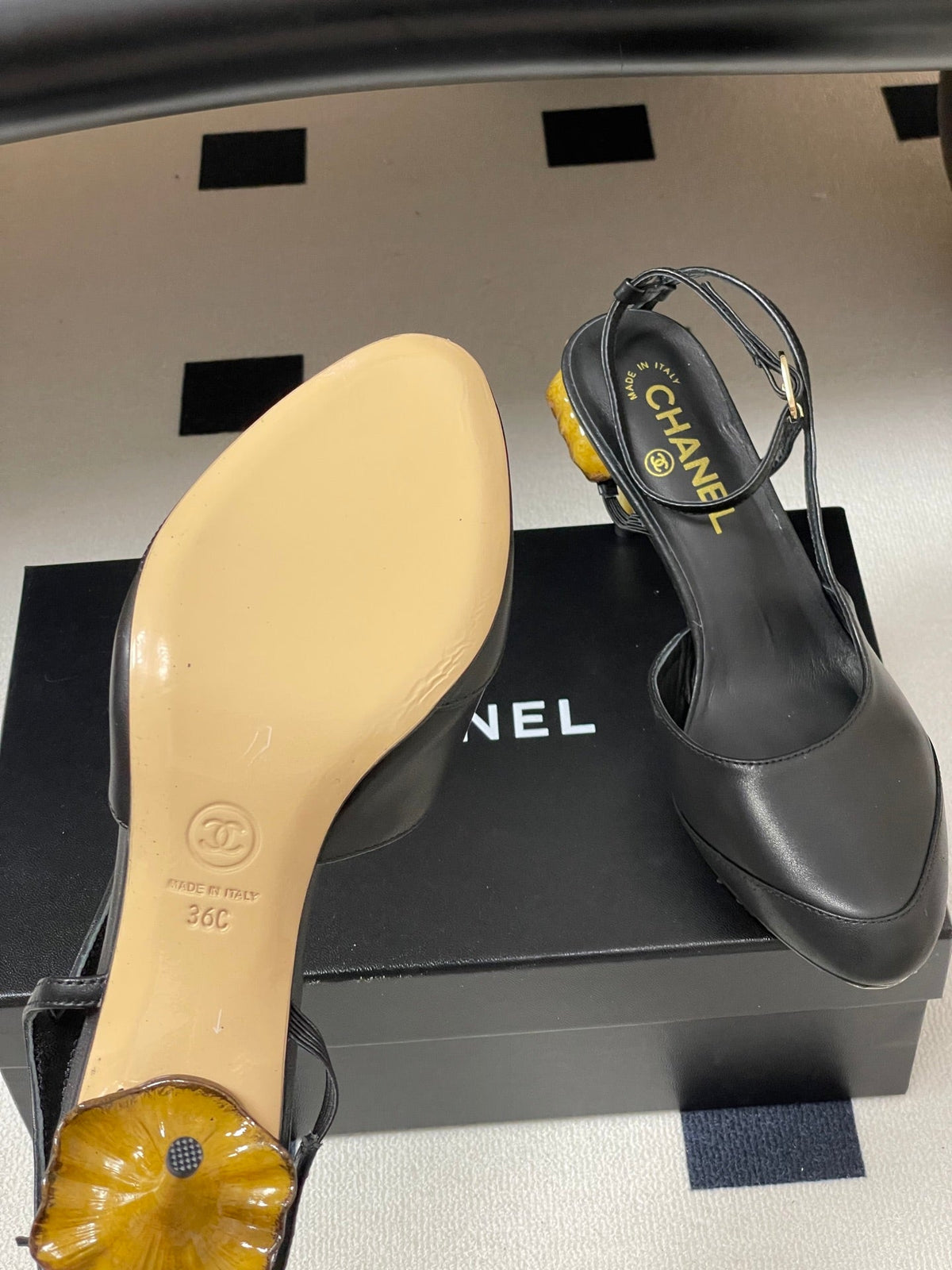 CC 26s Slingback 8.5cm Black Leather 834723