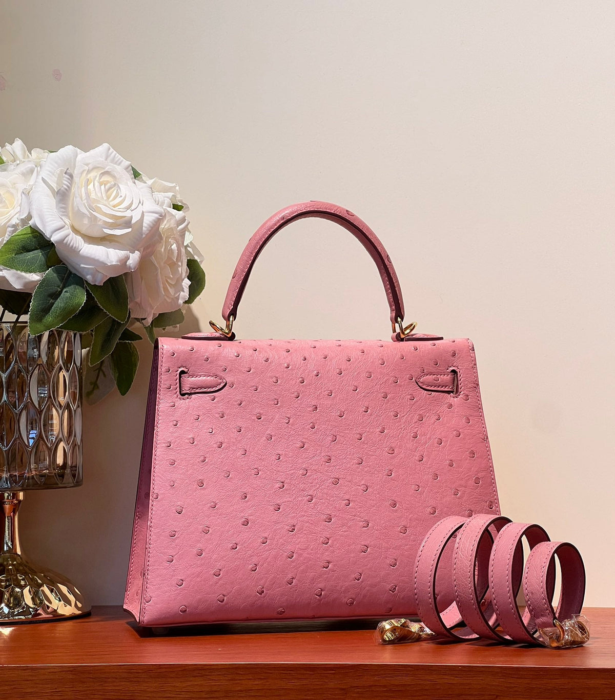 KELLY SELLIER 25 BAG IN SALMON PINK OSTRICH LEATHER WITH GOLD HARDWARE (MADE - TO - ODER)