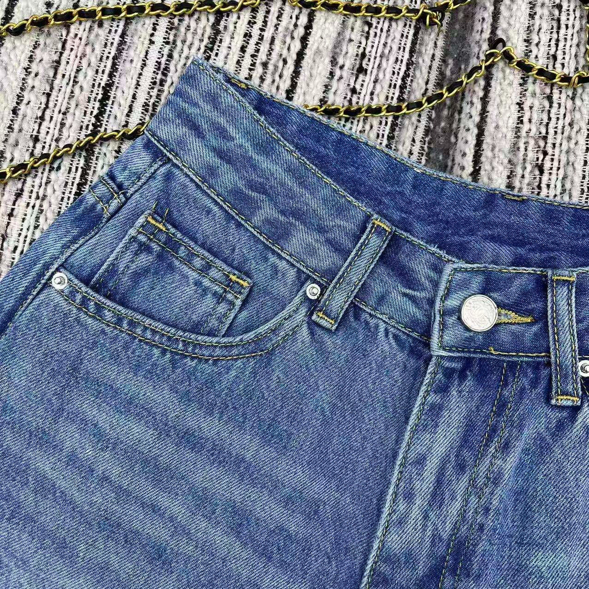 Chanel 2026 Short With Floral Embroidered Pattern Blue Cotton 358656