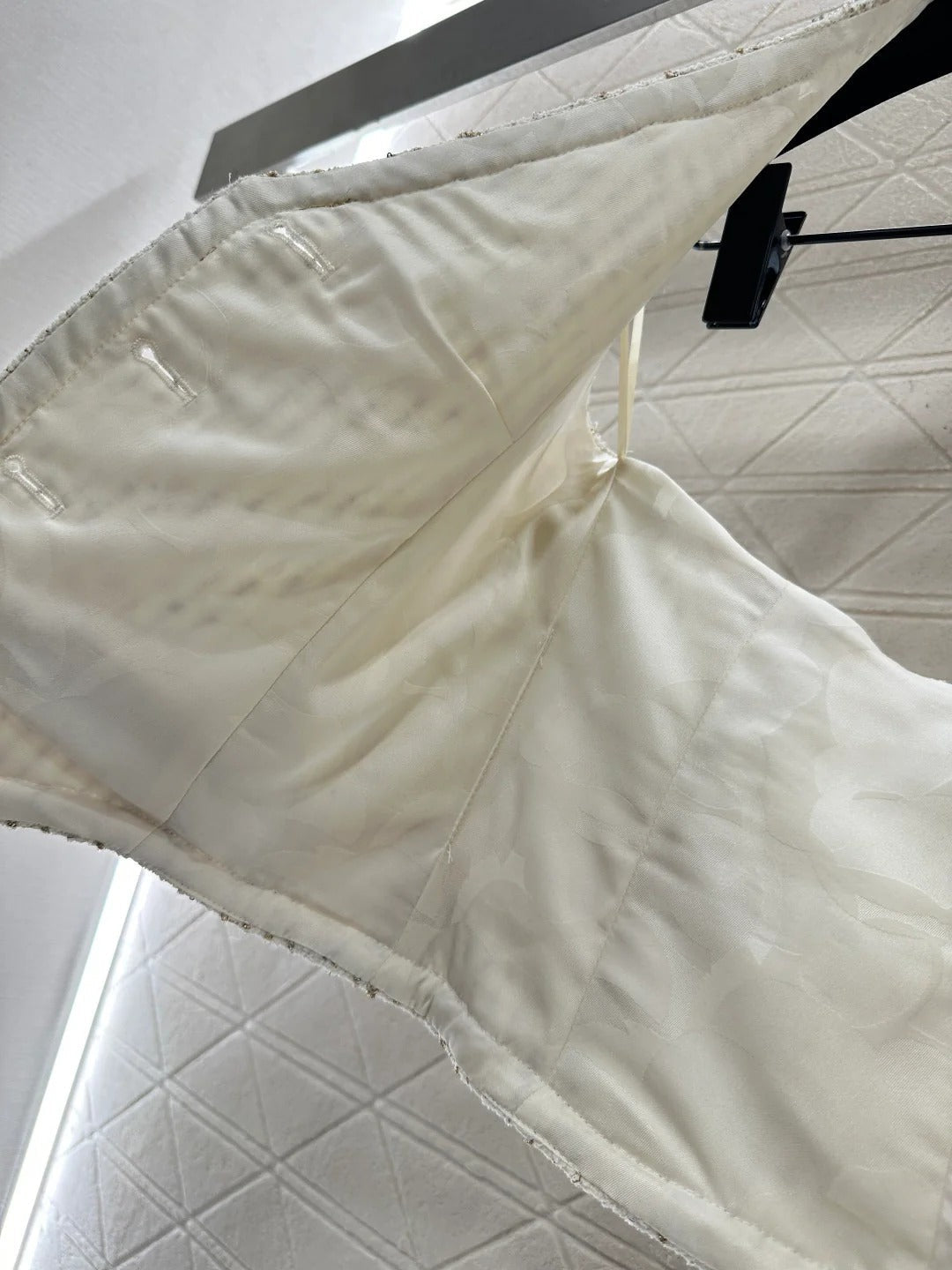 CC 26 Halter Neck Vest Cream Cotton Wool 331226