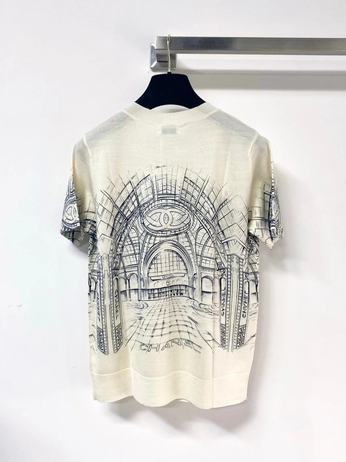 Chanel 2026 Cream Graphic Knit Top Wool 345271
