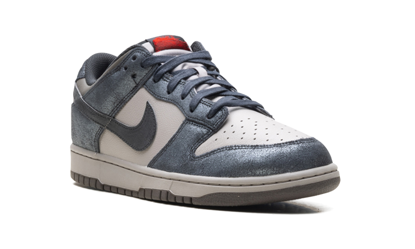 Dunk Low "CBGB" IB2258 001