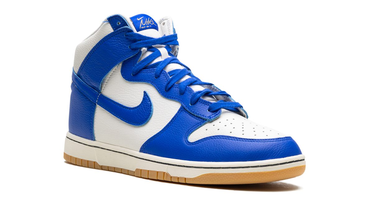 Dunk High "Racer Blue Gum" FV6612 001