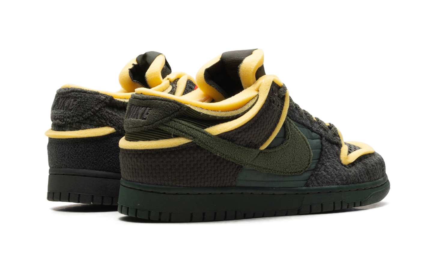 Dunk Low "CPFM Swamp Spone - Sequoia" IH5094 300
