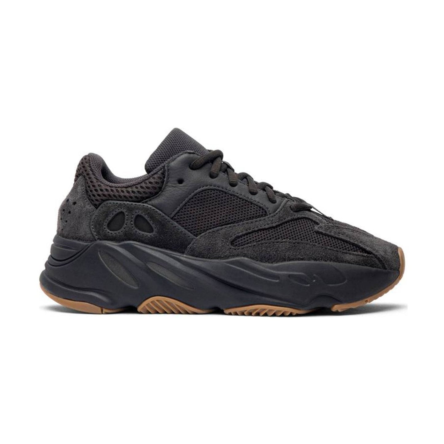 YEEZY 700 “UTILITY BLACK”