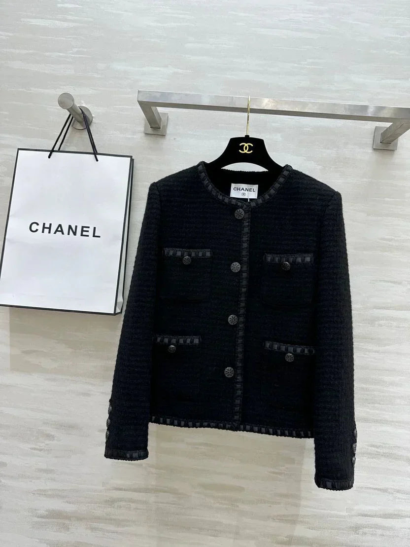 CHANEL TWEED JACKET STYLE 260