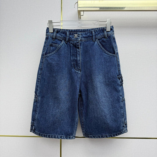 Chanel 26 Short Jeans Blue in Cotton 367720