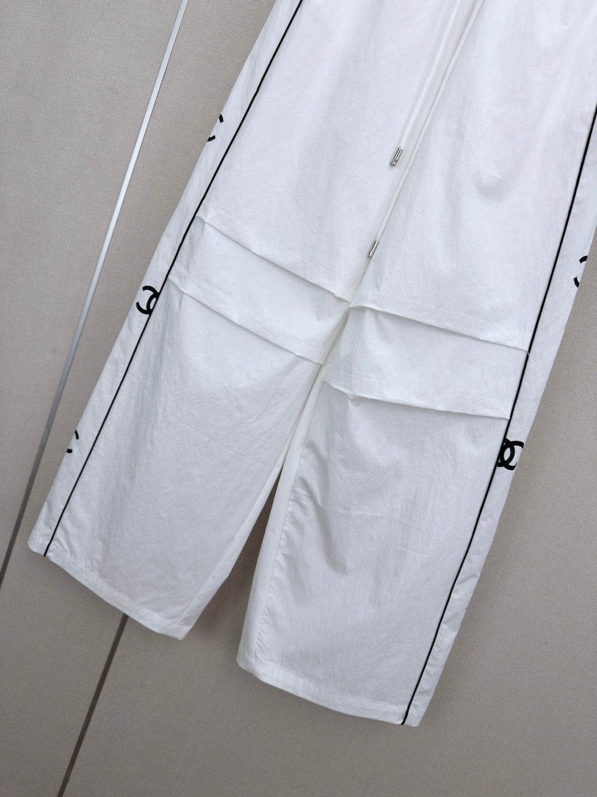 CC Double C Logo Printed Wide-leg Pants White in Nylon 379603