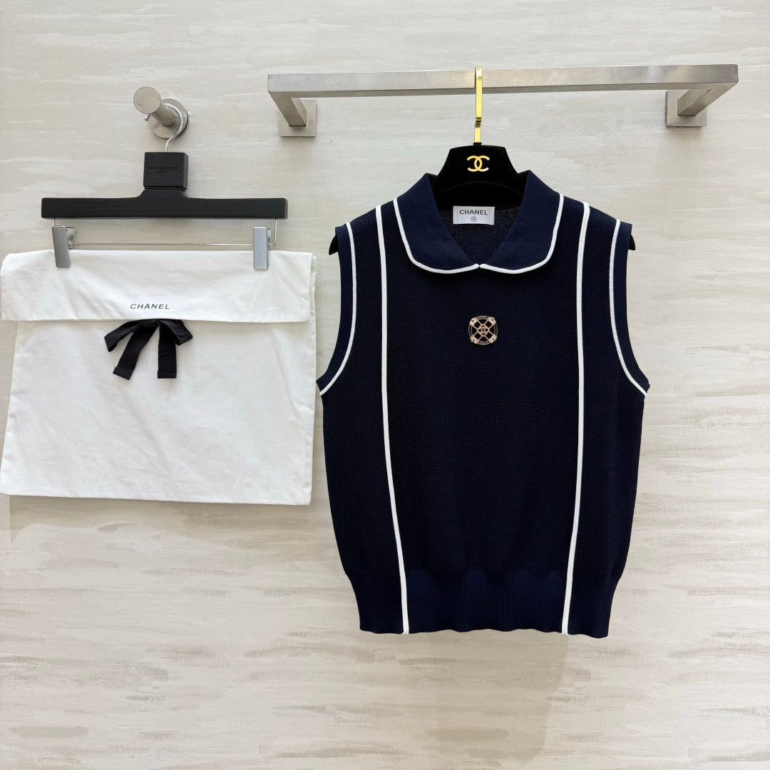 CC 26 Classic Preppy Vest Navy Blue in Wool Knitwear 379457