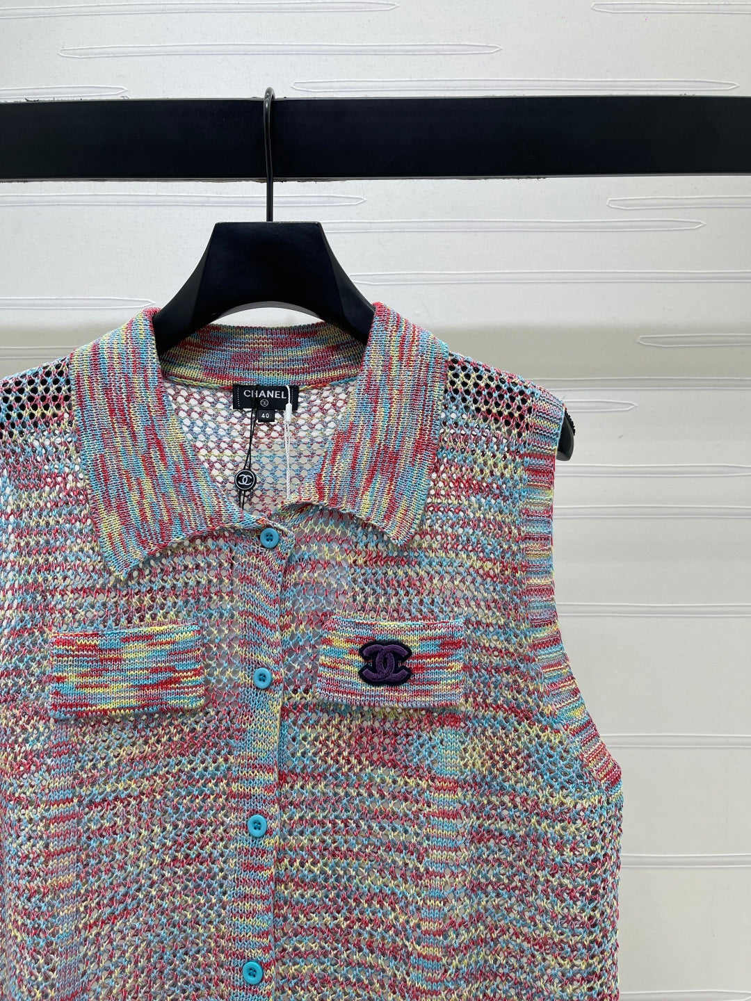 CC 26 Collared Knit Vest Colorful in Wool 385419