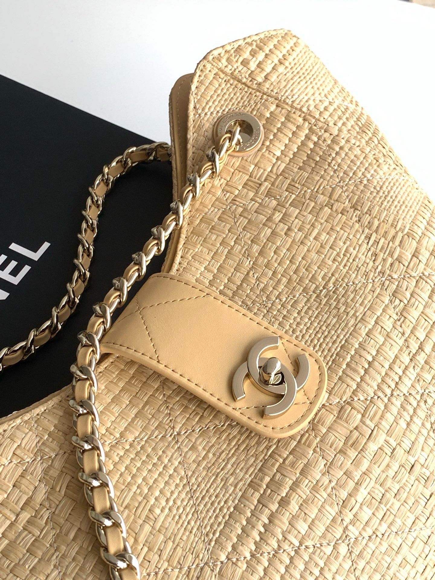 CC 26 Shopping Bag 40cm Beige in Straw Woven 01718