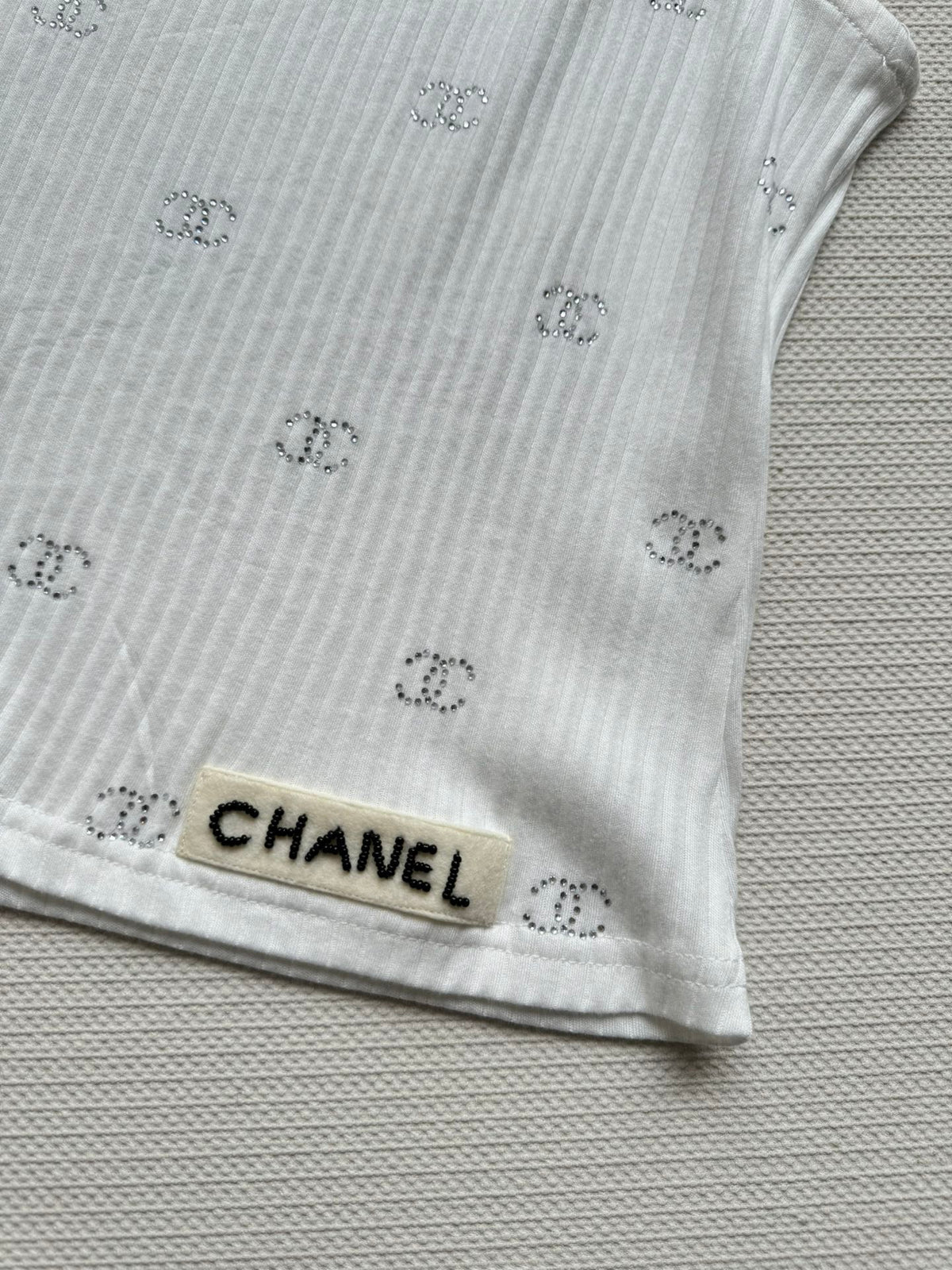 CC Round Neck Vest White in Cotton 387728