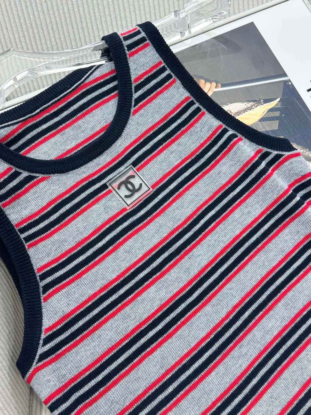 CC 26 Striped Color-Blocked Knit Vest Top Grey in Wool 387691