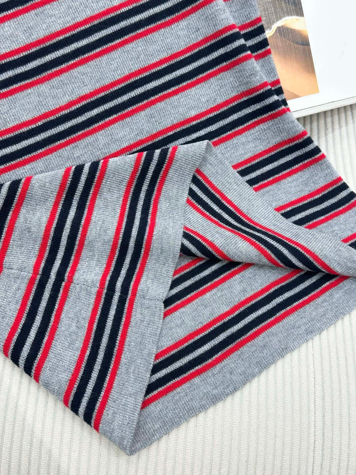CC 26 Striped Color-Blocked Knit Vest Top Grey in Wool 387691
