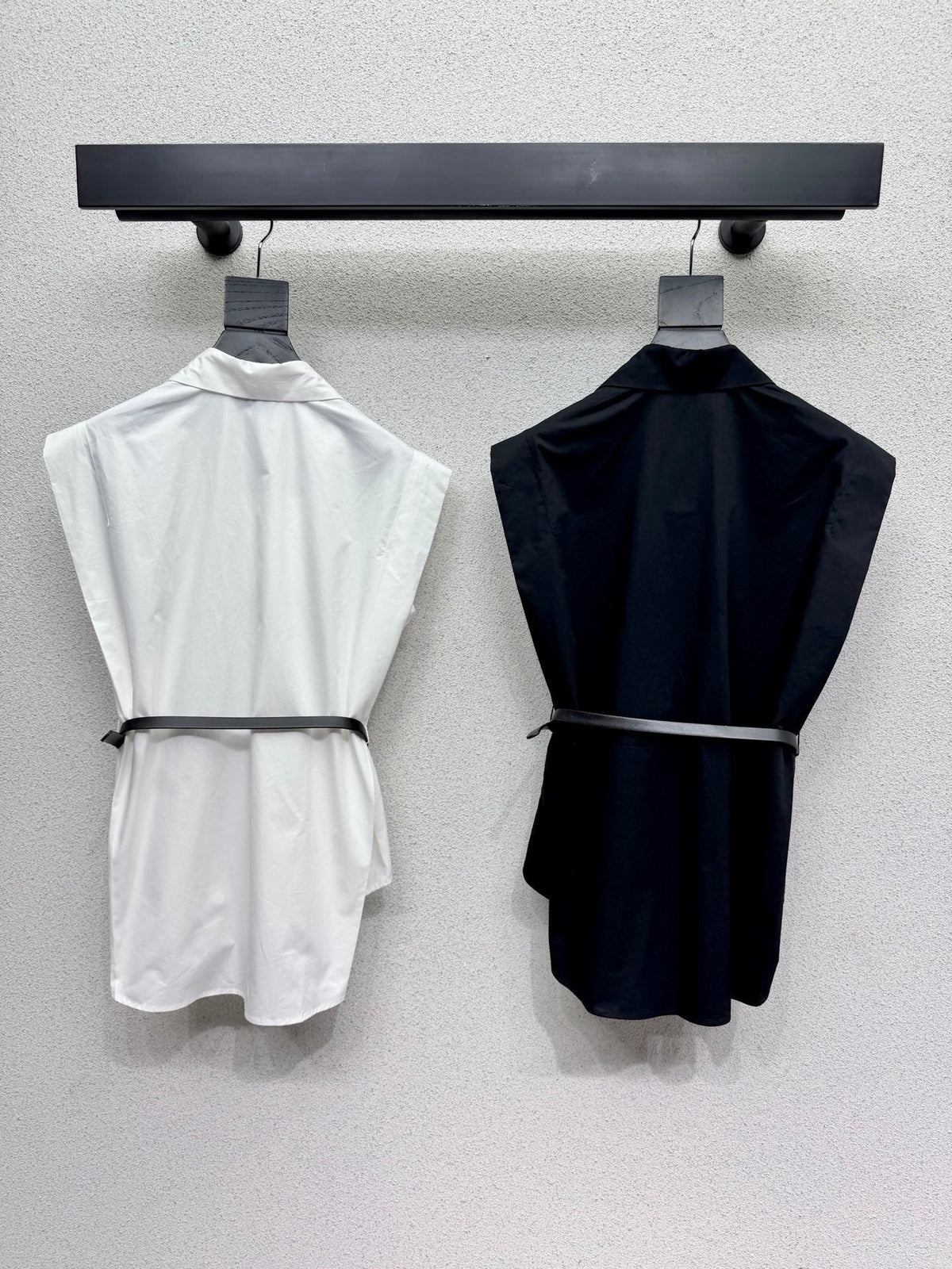 CC Fitted Shirt with Belt in Cotton 388485