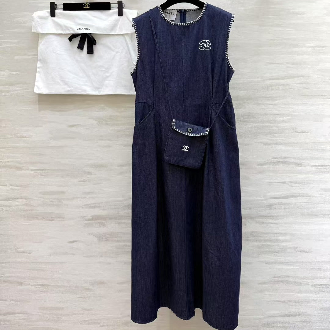 CC 26 Vintage Dress Navy Blue in Denim 388987