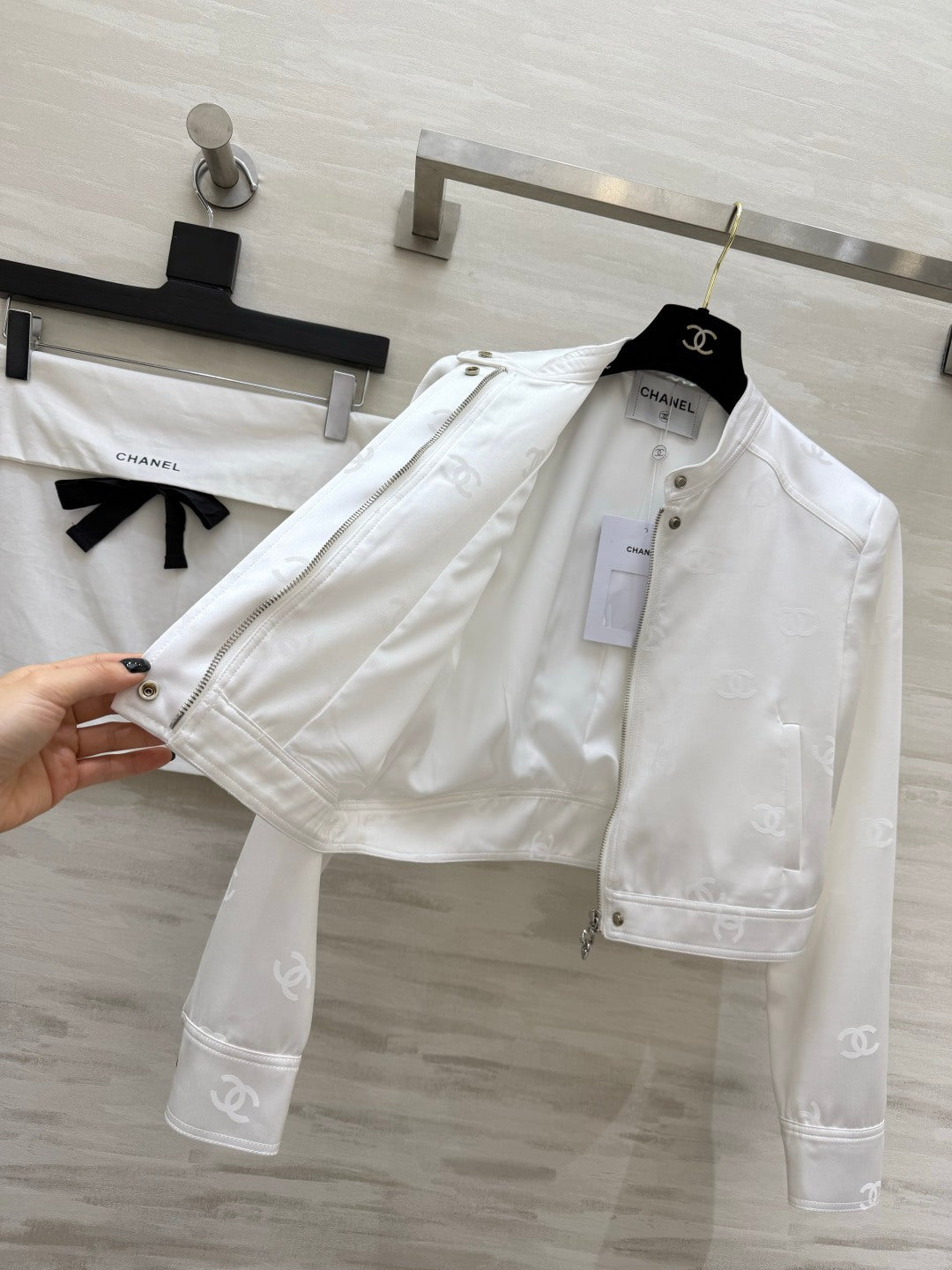 CC 26 Short Jacket White in Acetate 388860