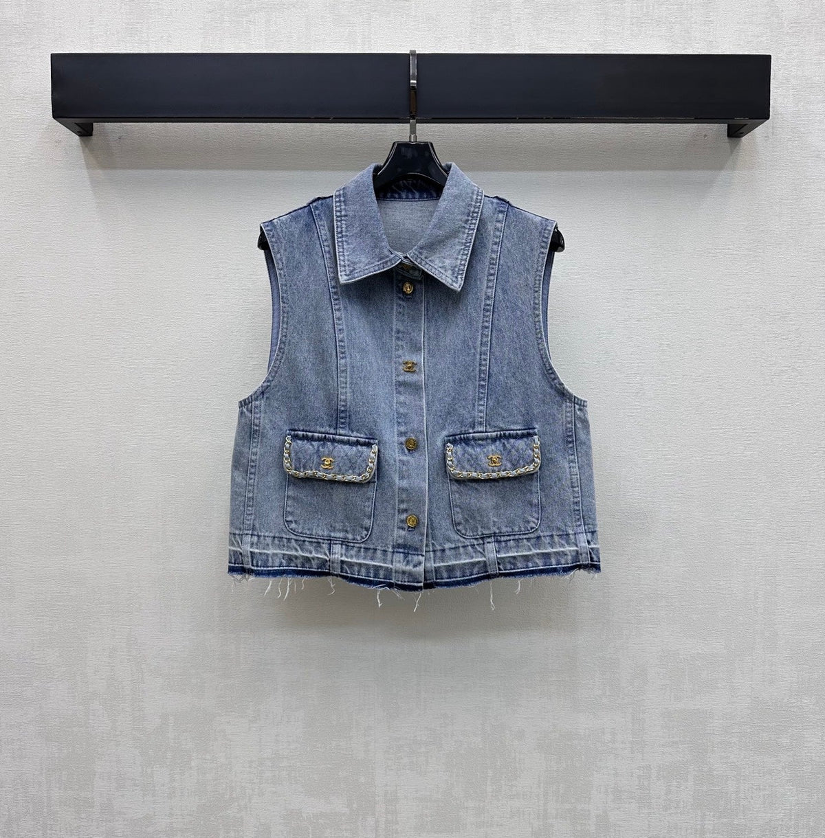 CC 26 Tassel-Edge Denim Vest Blue in Cotton 389543