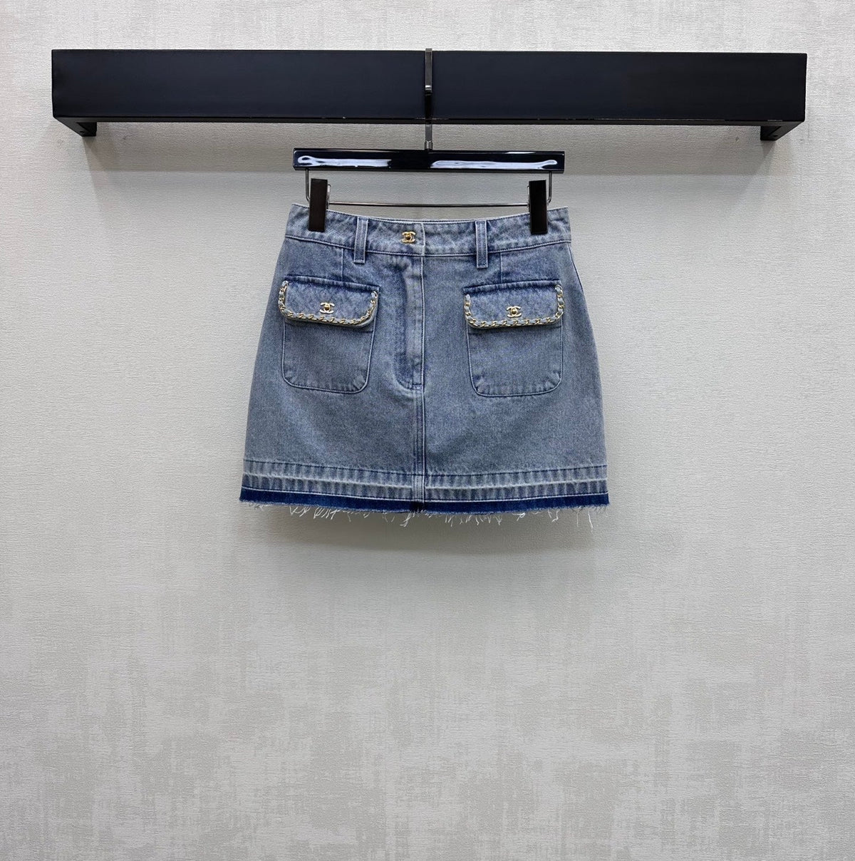 CC 26 Fringe-Edge Denim Midi Skirt Blue in Cotton 389542