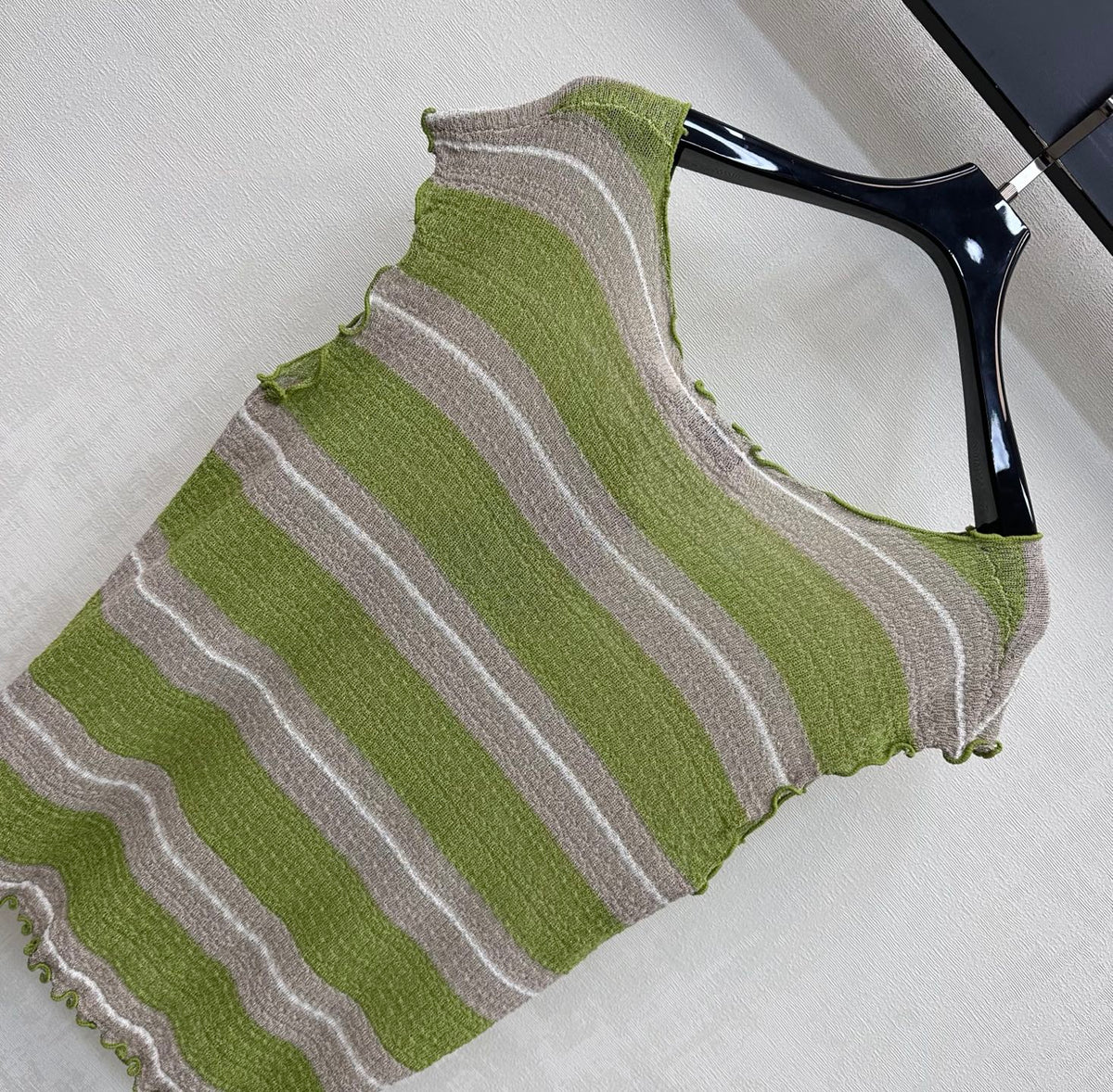 CD 26 Striped Flutter Sleeve Crew Neck Knit Top Green in Acrylic 389638
