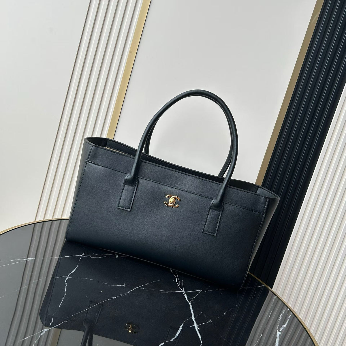 CC Handle Shopping Tote 39cm Black Calfskin