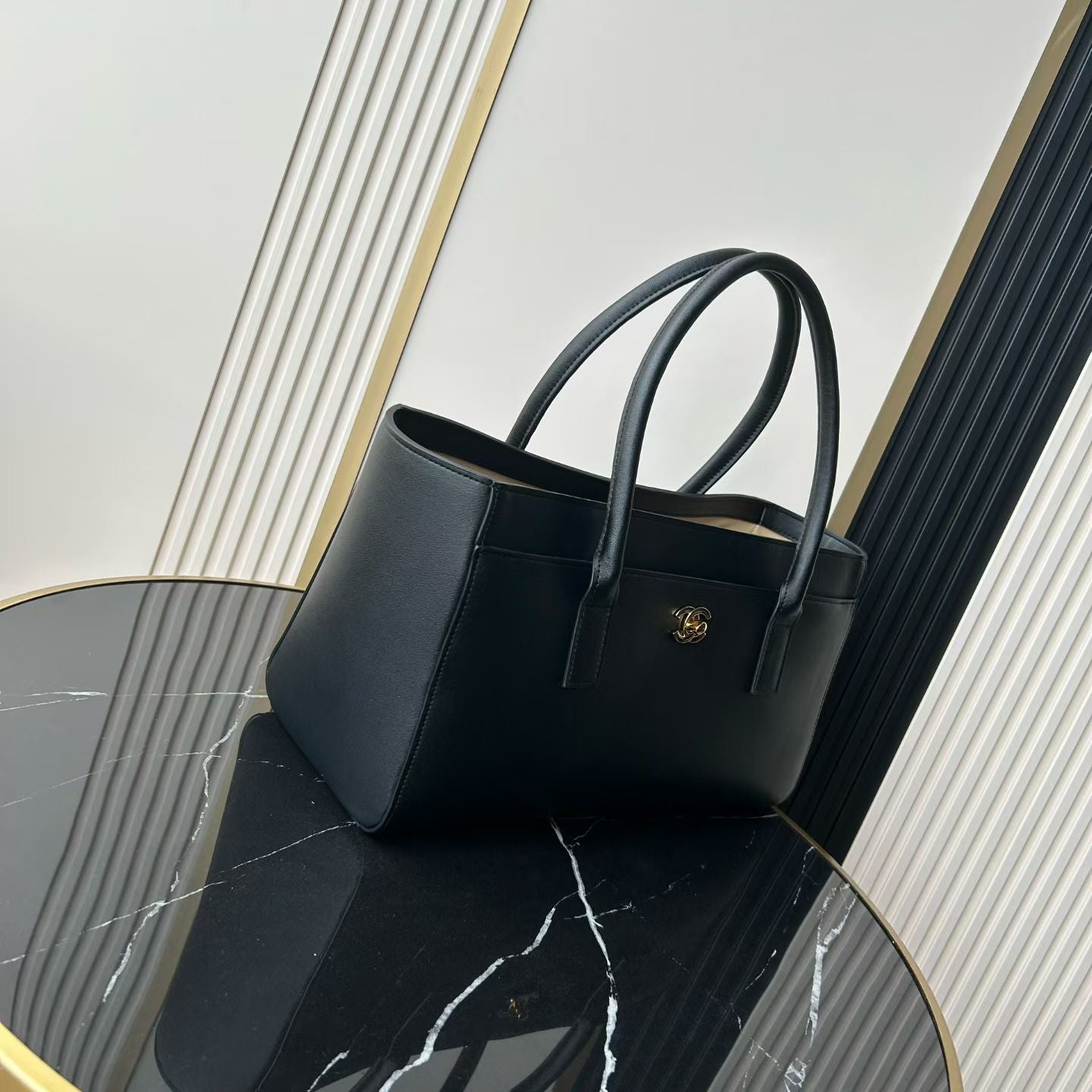 CC Handle Shopping Tote 39cm Black Calfskin