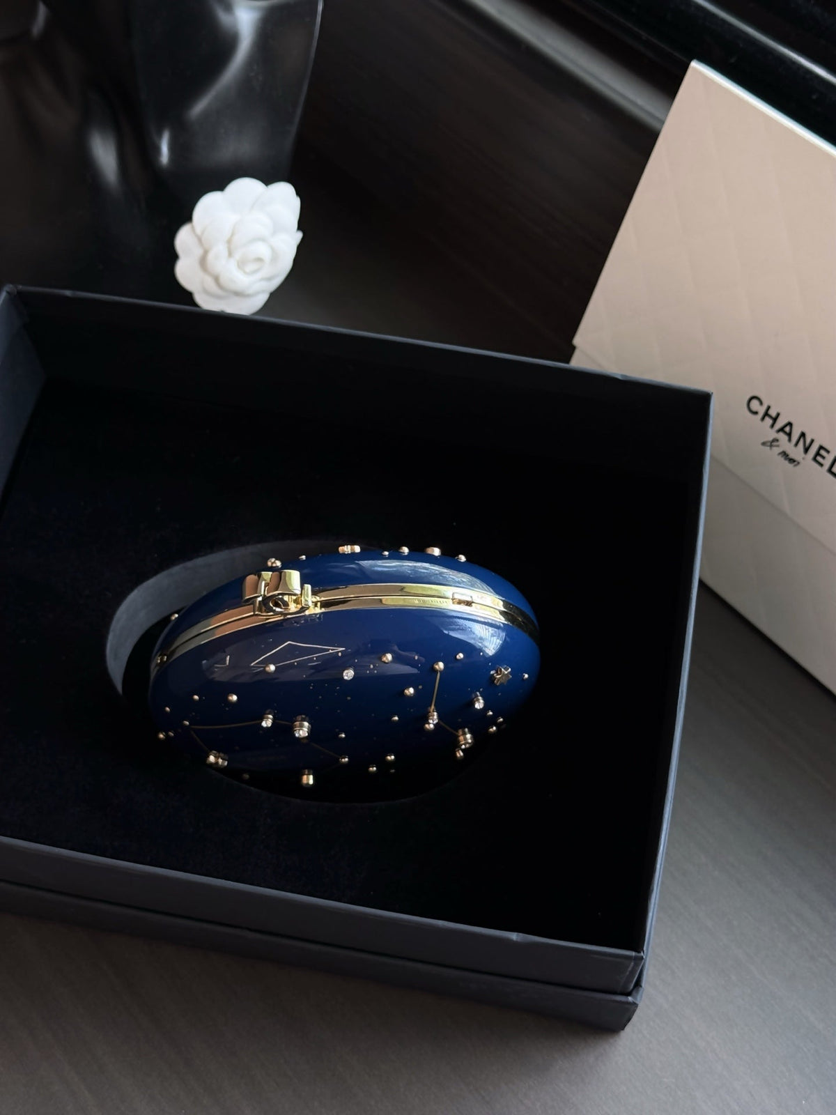 CC 26S Constellation Minaudière 14cm Dark Blue Acrylic & Gold-Tone Metal