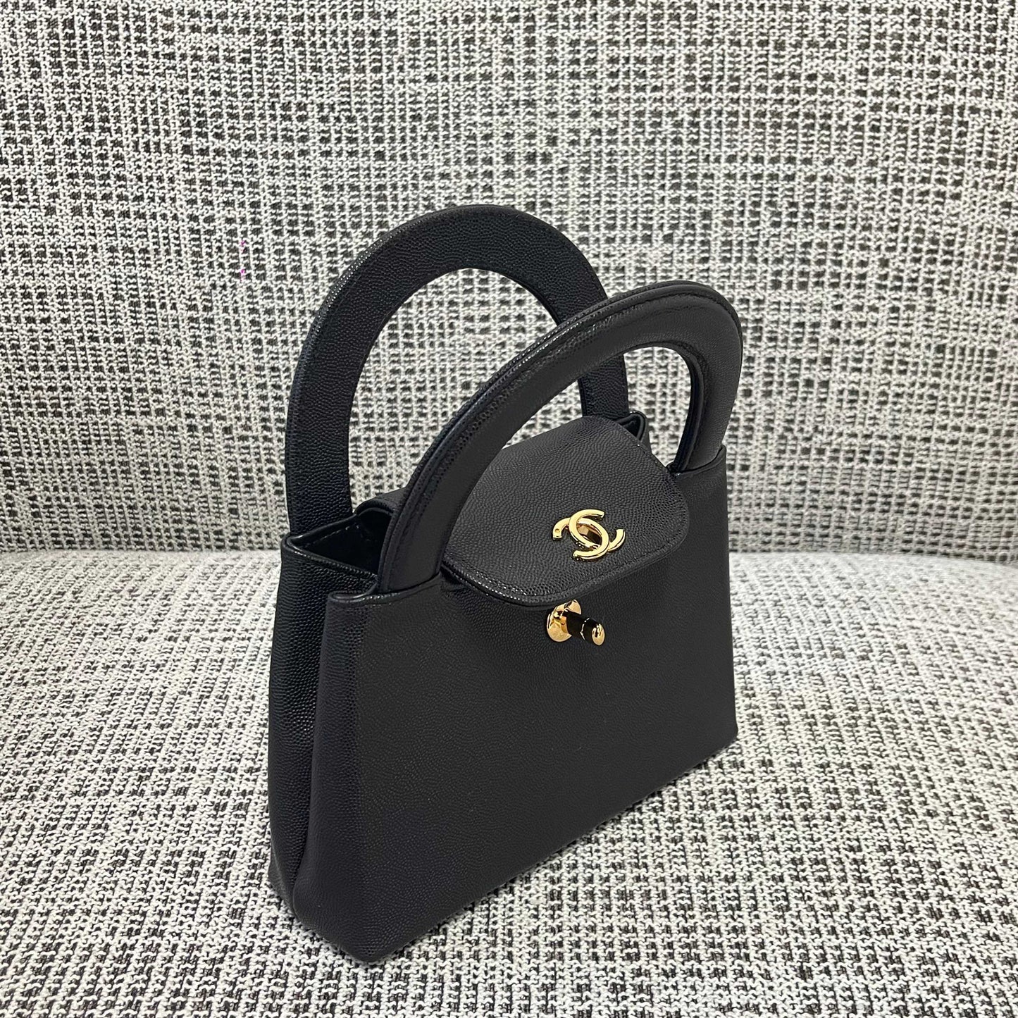 CC Vintage Mini Kelly Handbag 25cm Black Caviar Leather