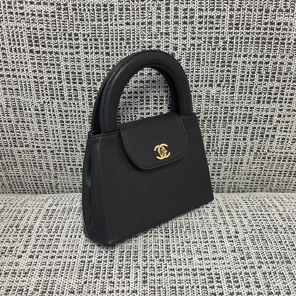 CC Vintage Mini Kelly Handbag 25cm Black Caviar Leather