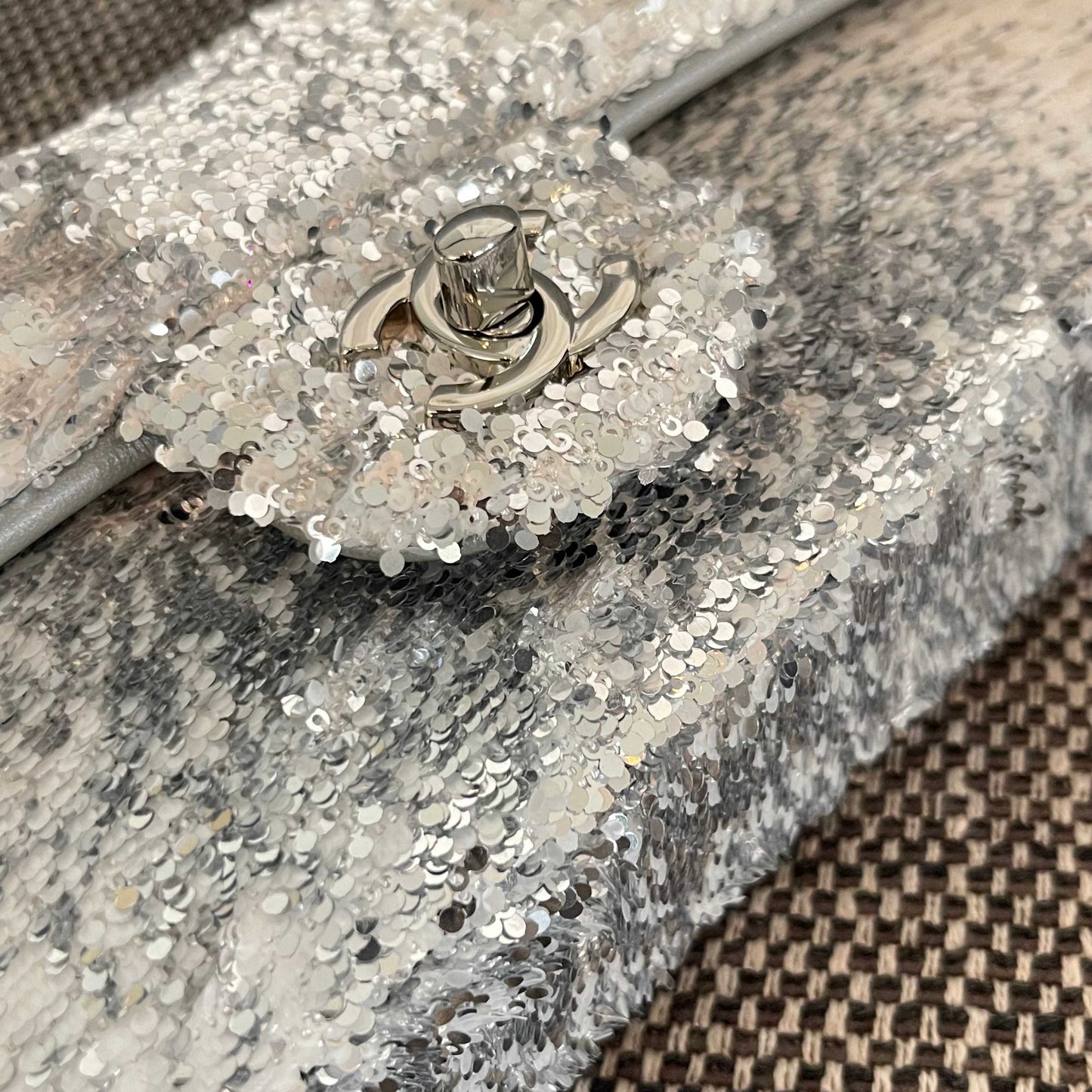 CC Flap Shoulder Bag 24cm Silver White Sequins