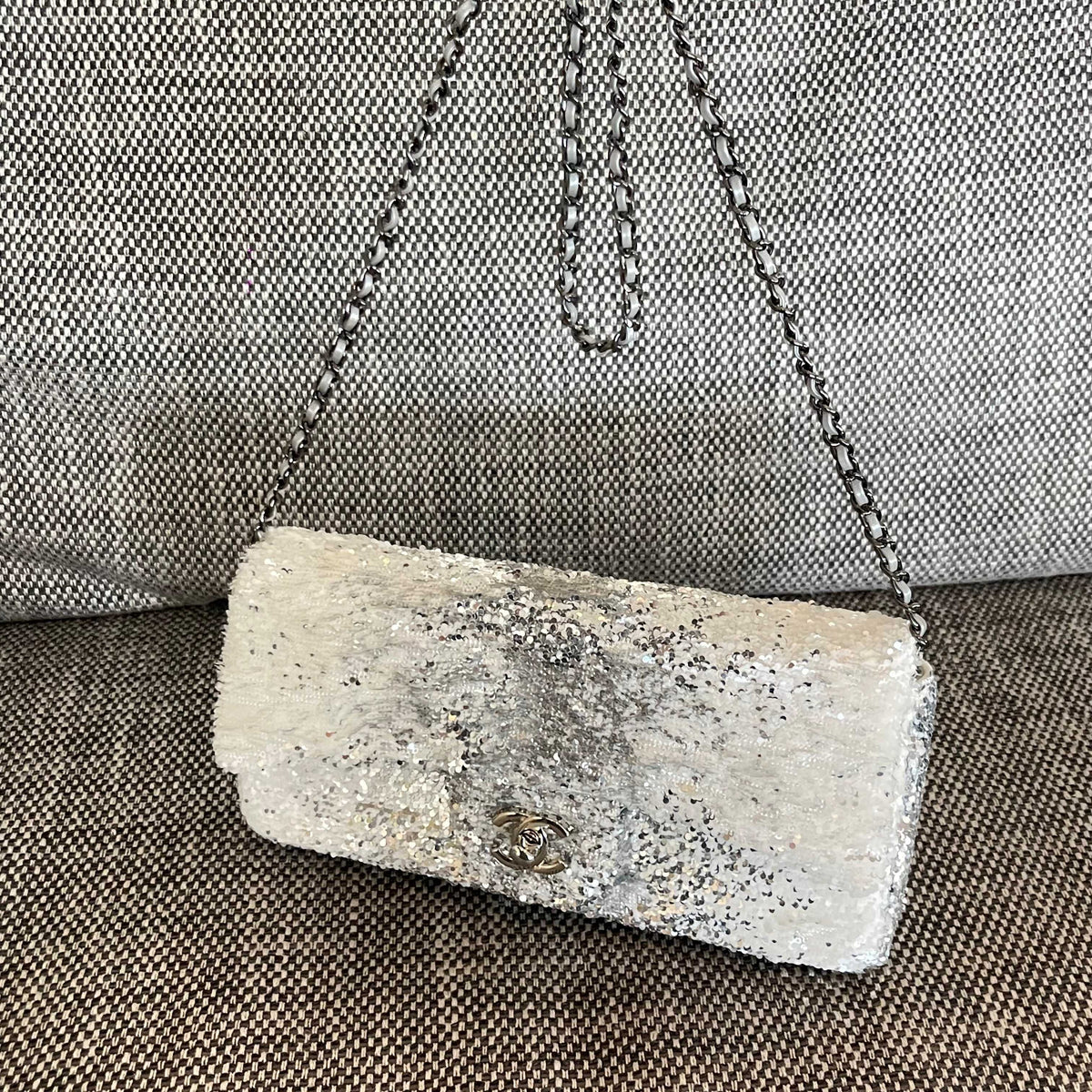 CC Flap Shoulder Bag 24cm Silver White Sequins