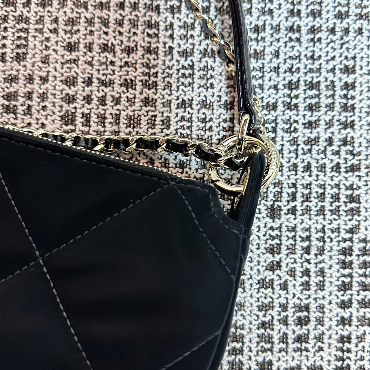 CC Coco Neige Clutch With Chain Star Charm 22cm Black Velvet